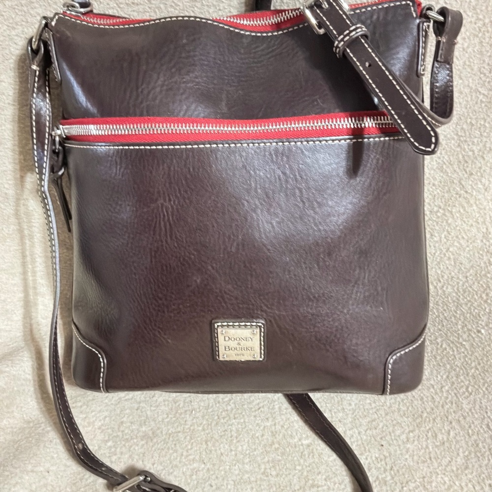 GUC Dooney & Bourke Expresso Florentine Leather Top Zip Crossbody